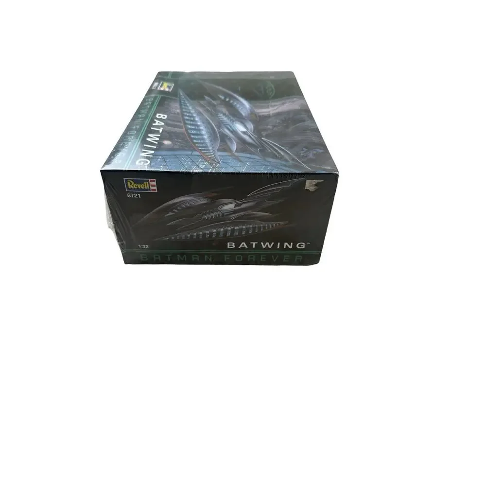 Revell Batman Forever Batwing 1:32 Skill 2 Model Kit #6721 Factory Sealed